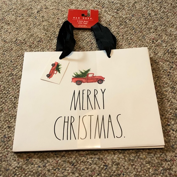 🆕 Rae Dunn MERRY CHRISTMAS Gift Bags with Tags 3 Pack - Picture 2 of 8